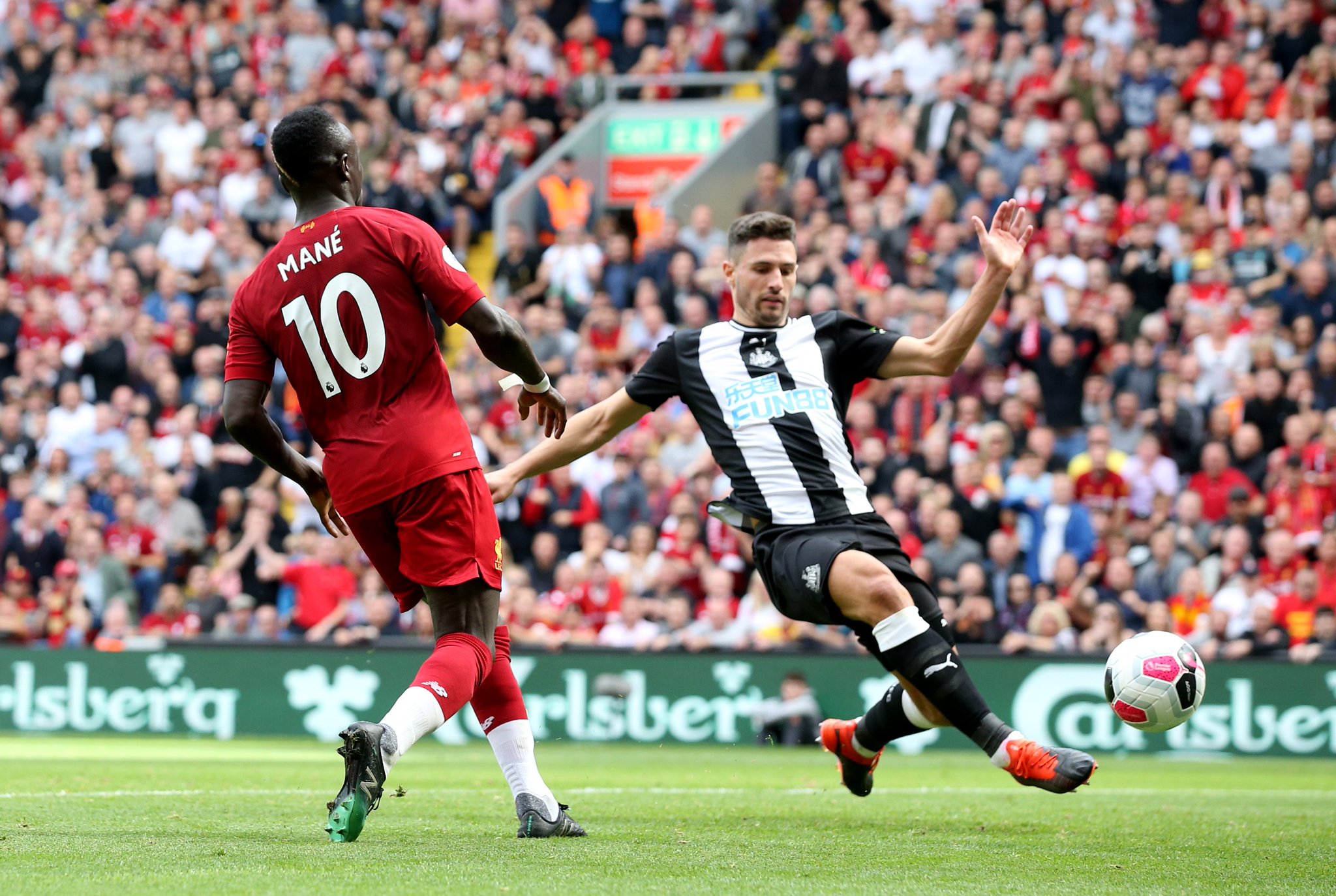 场上却几次 场上却几次